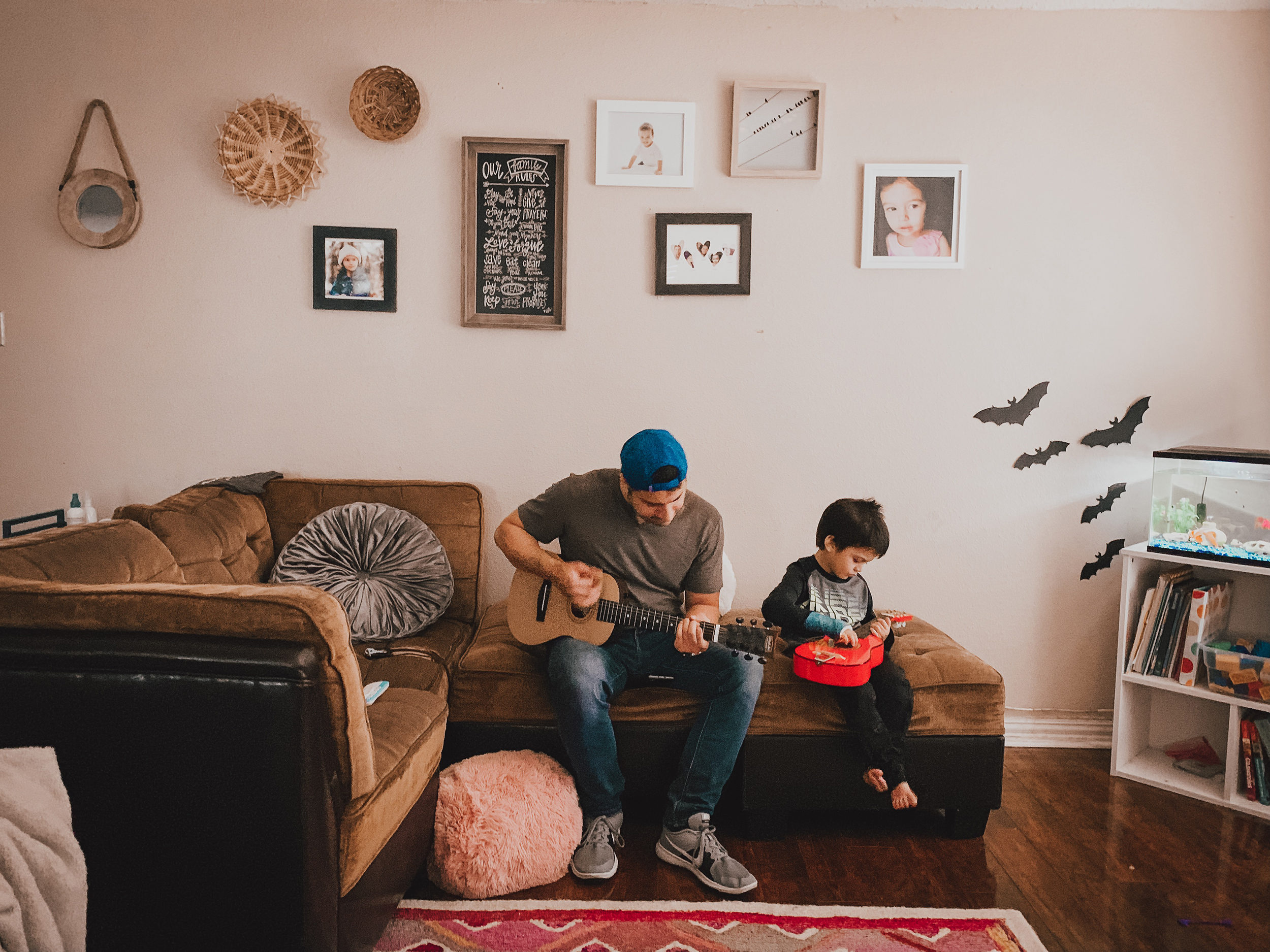 Kids who Learn Music are smarter at math according to research, top mom blogger, hispanic mom travel blogger