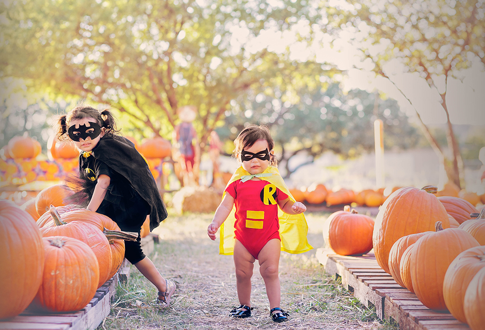 Cute Halloween kids costumes for sisters robin and batman